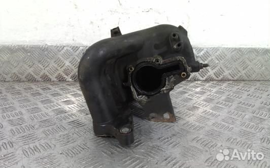 Впускной коллектор бензиновый renault kangoo 1 (2S
