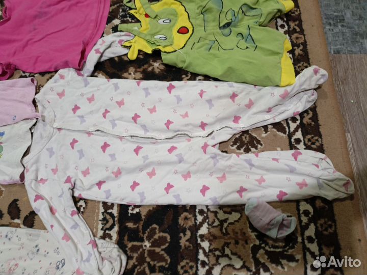 Два пакета вещей