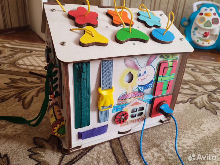 Бизиборд домик со светом