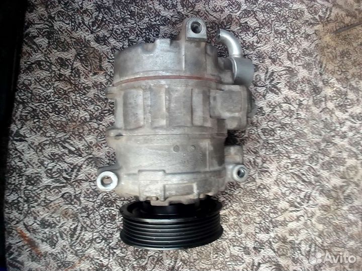 Компрессор автомобильный jetta 5 1.6