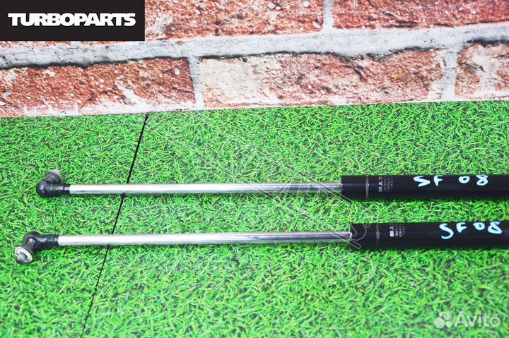 Амортизаторы багажника задние Subaru Forester SF5