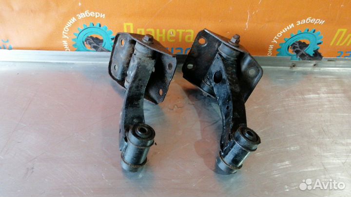 Рычаг передней подвески Nissan Primera P11