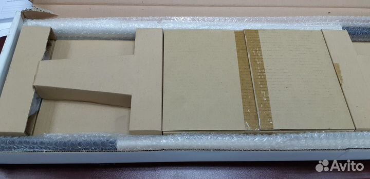 Cтойки под тыловые колонки JBL пара