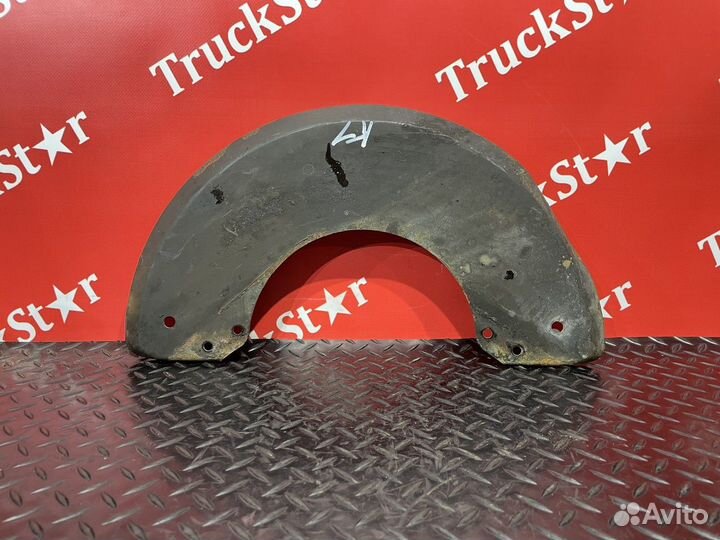 Пыльник тормозного диска правый камаз 5490