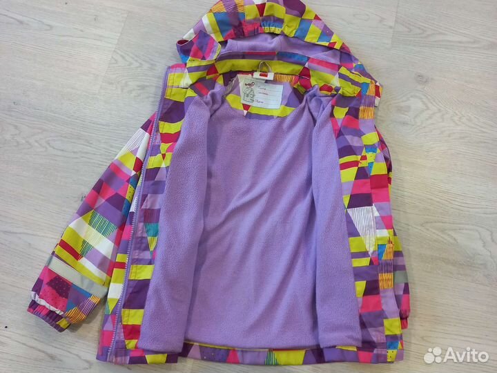 Куртка для девочки рост 122-128 см