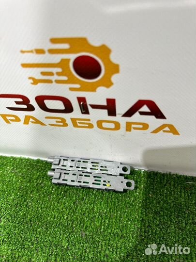 Усилитель антенны задний Audi A1 8X CAX 2011