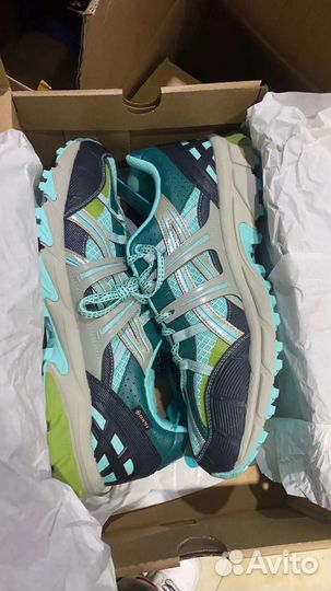 Poizon доставка вещей, кроссовок