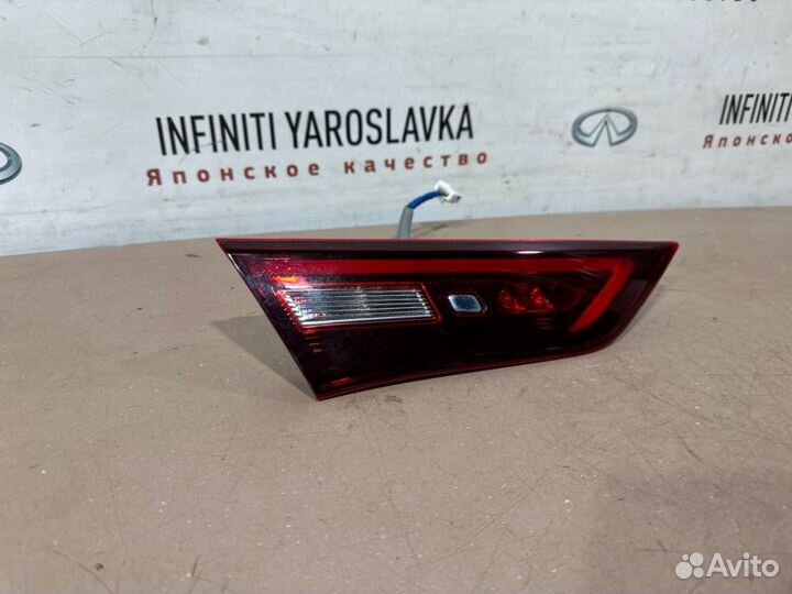 Фонарь в крышку багажника левый Infiniti Q60 CV37