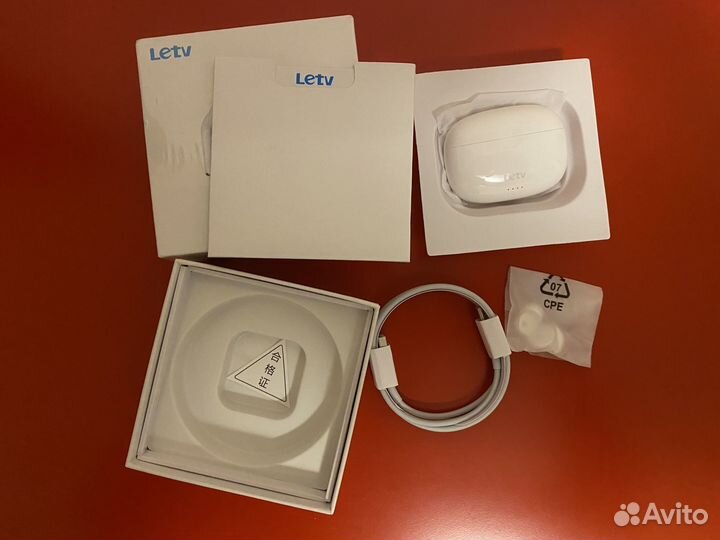 LeTV Ears Pro. TWS наушники новые, но с браком