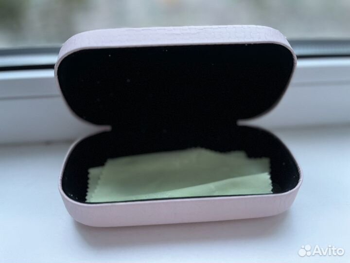 Футляр для очков