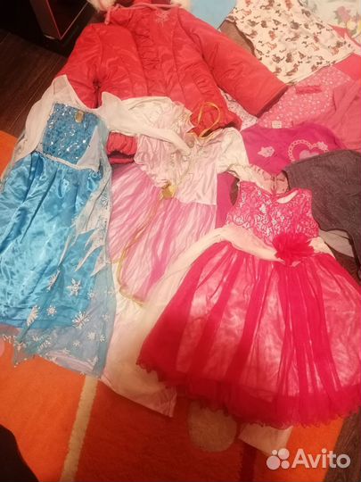 Одежда на девочку 110-128 см