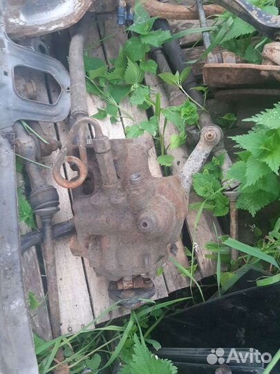 Рулевой редуктор на мерседес w202