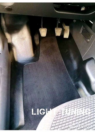 Набор защитных накладок на ковролин