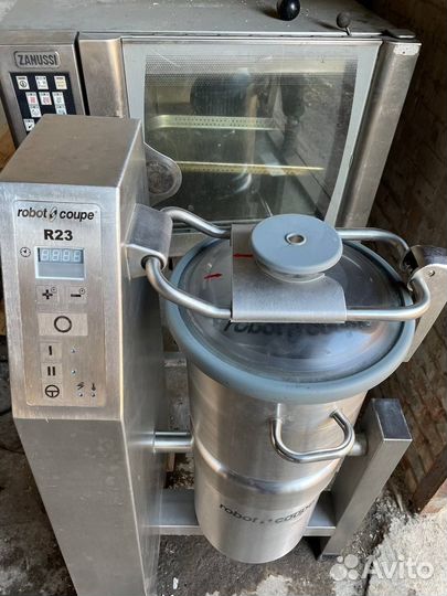 Куттер Robot Coupe R23