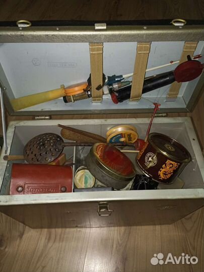 Зимний рыболовный ящик