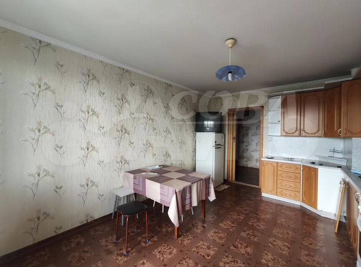 3-к. квартира, 96 м², 9/10 эт.