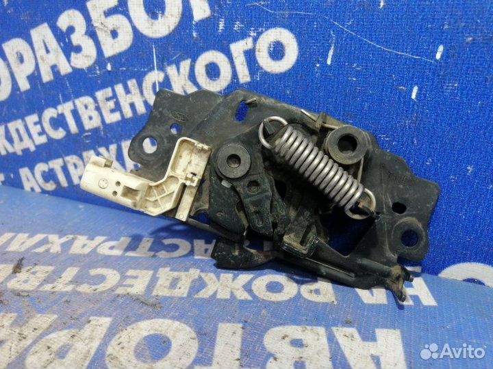 Замок капота Ford Focus 3 седан iqdb 2012