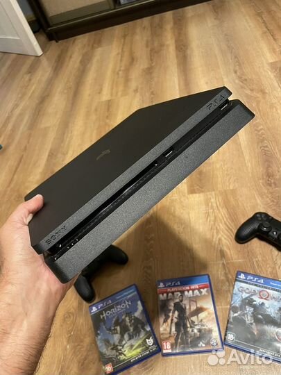 Sony PS4 slim 1tb