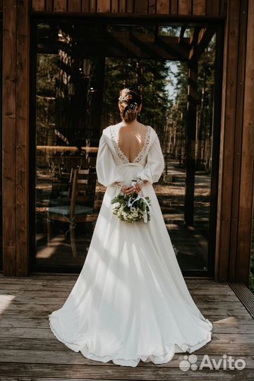 Свадебное платье