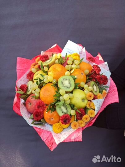 Букет из фруктов И конфет, фруктовые корзины