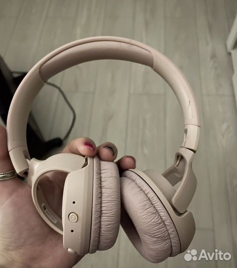 Беспроводные наушники jbl tune 560 bt