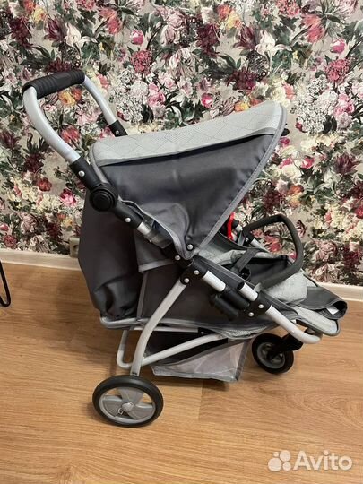 Коляска для куклы