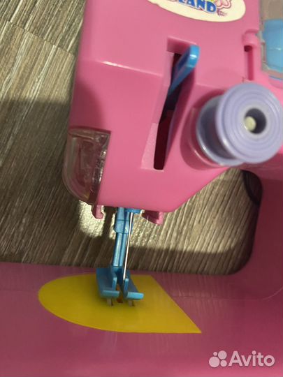Детская швейная машинка