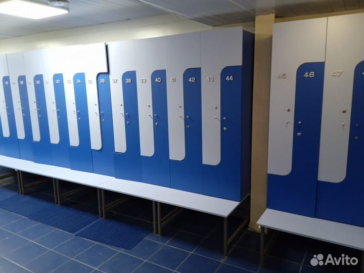 Шкафчики в раздевалку