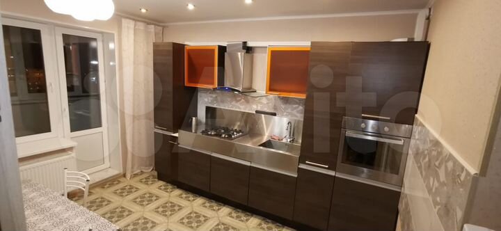 2-к. квартира, 70 м², 3/9 эт.