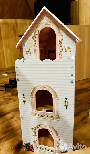 Домик кукольный