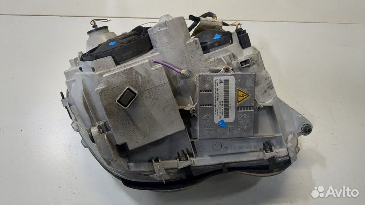 Фара (передняя) левая Mercedes C W203