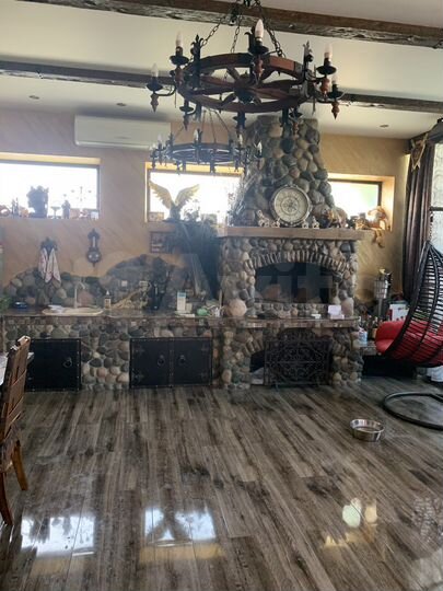 Дом 345 м² на участке 6 сот.