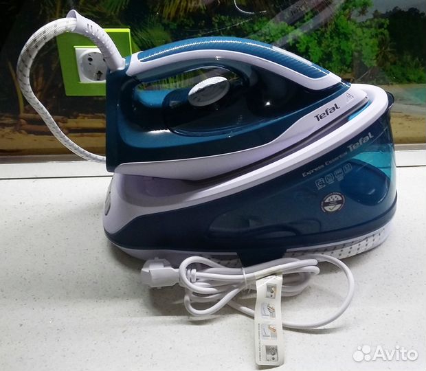 Парогенератор Tefal Express Essential SV6115E0 нов