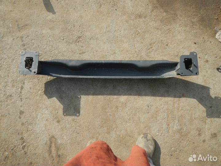 Усилитель заднего бампера для Volkswagen Tiguan