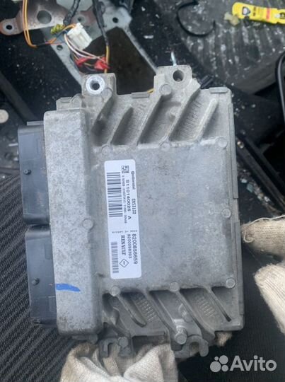 Эбу мозги renault logan s110140025