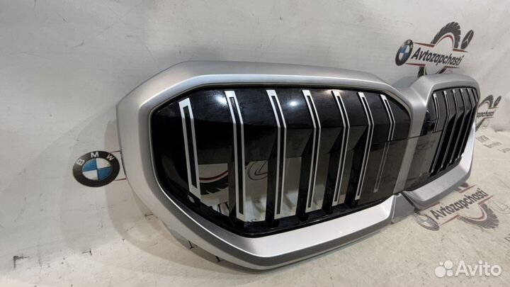 Решетка радиатора BMW G60 2023-2025 целый