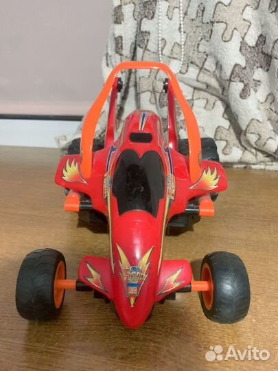 Машинка на пульте управления большая