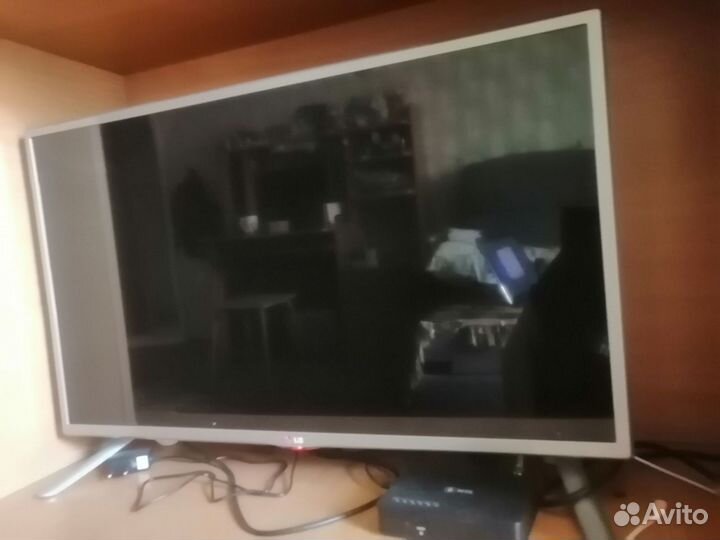 Телевизор lg SMART tv 32 разбит экран