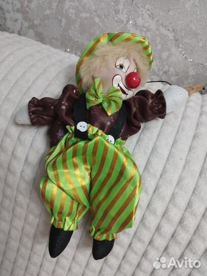 Марионетка Клоун с фарфоровой головой