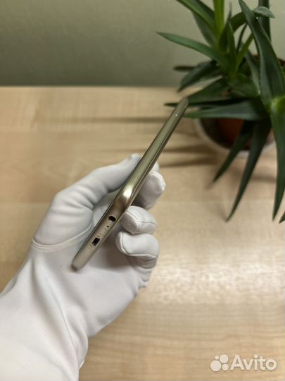 Samsung Galaxy J4 (2018), 3/32 ГБ