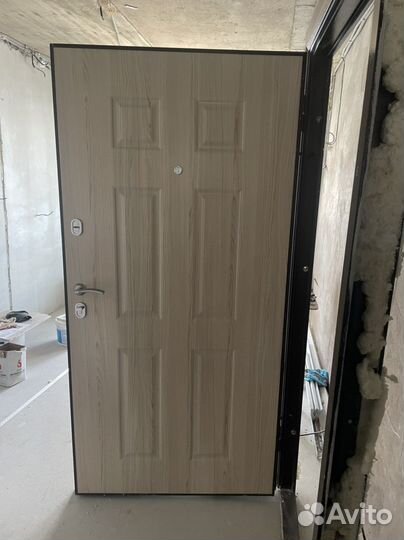 Дверь входная