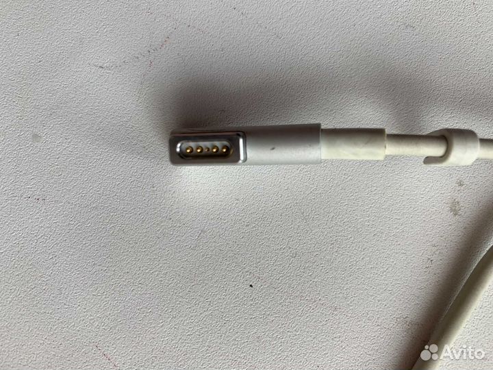 Apple McBook зарядка (блок питания)