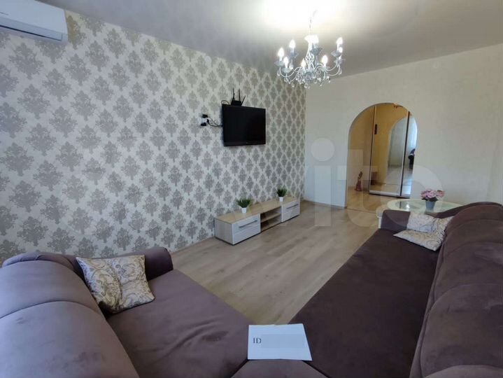 2-к. квартира, 65 м², 3/10 эт.