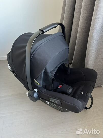 Автолюлька Bugaboo Turtle Air с базой Isofix 0+