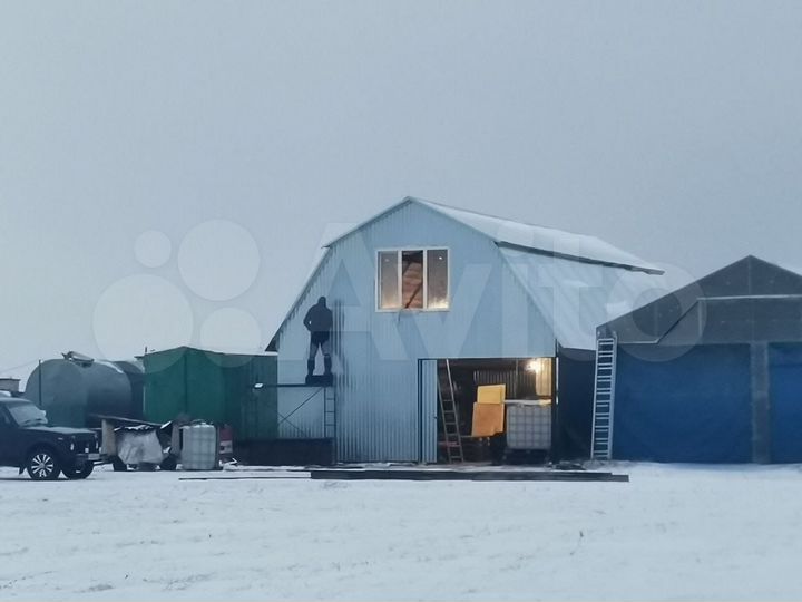 Гараж, > 30 м²