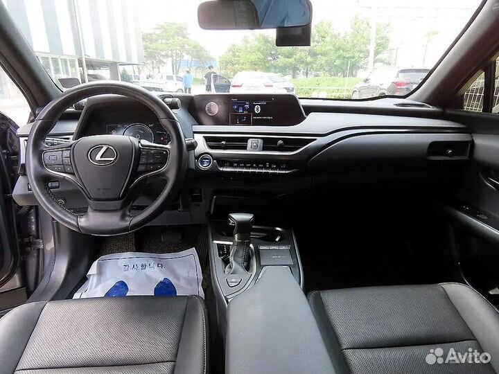 Lexus UX 2.0 CVT, 2019, 38 900 км