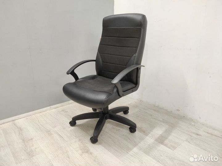Кресло компьютерное Easy Chair 639 б/у 12069