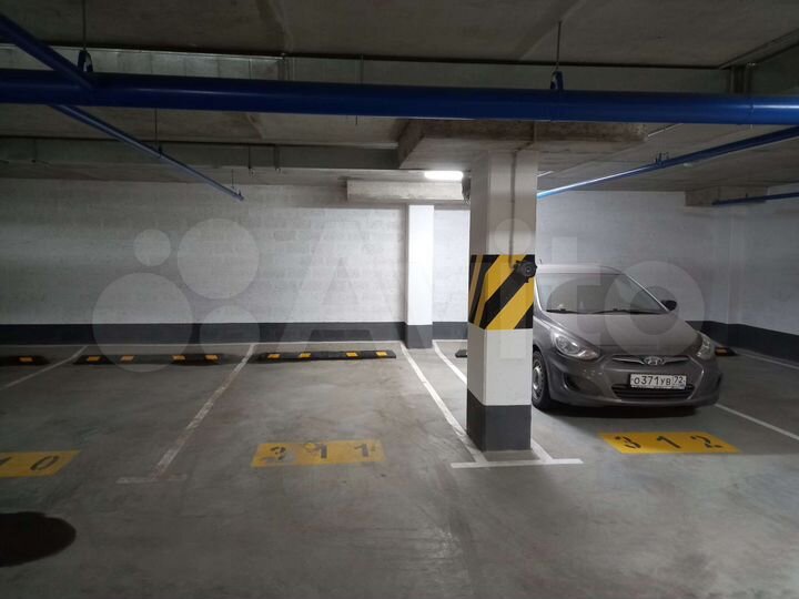 Машиноместо, 13 м²