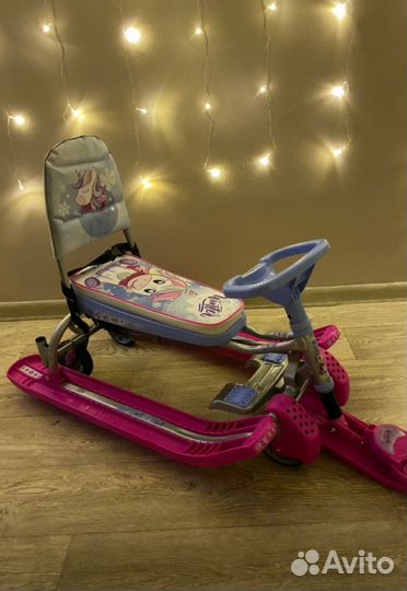 Детский снегокат с ручкой и колесами новый