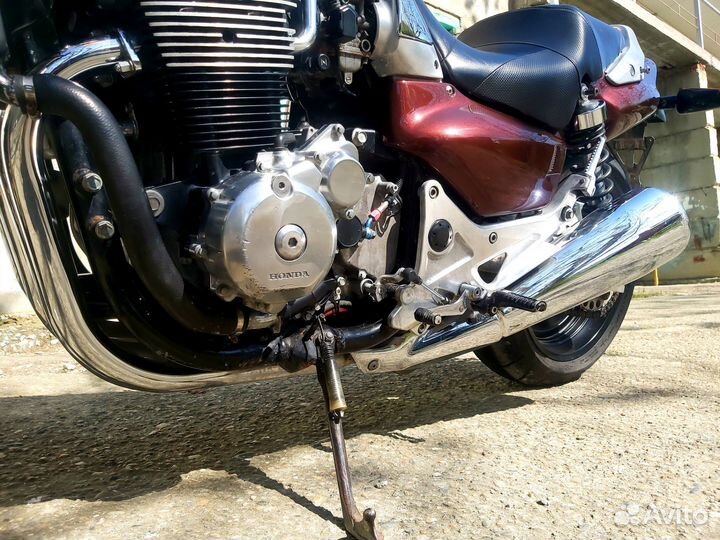 Honda x4. Только с японии